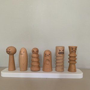 Lovevery | Wooden Emotion Dolls